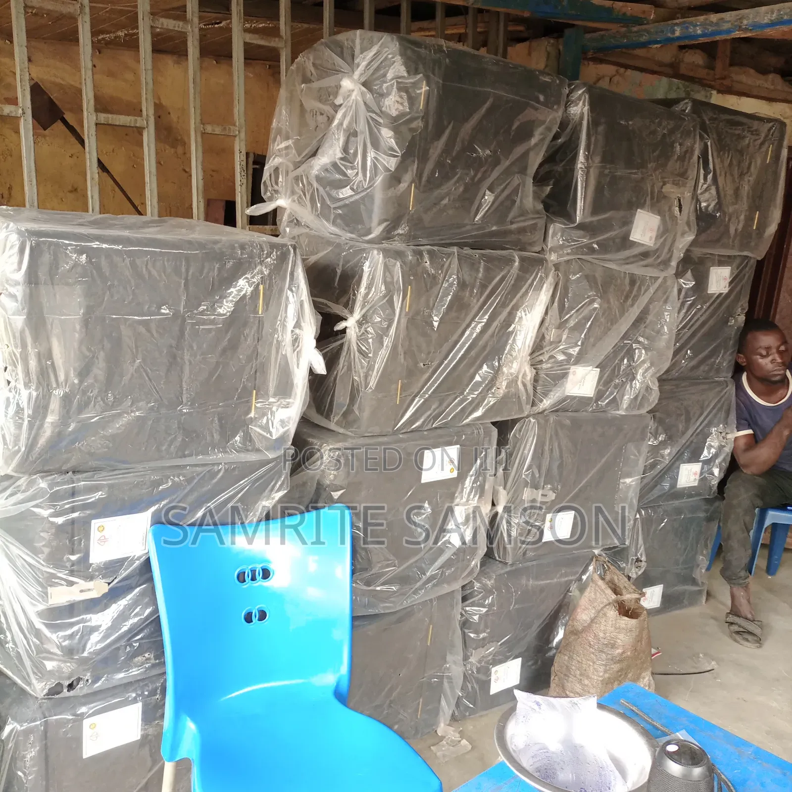 Geepee Delivering Box Is for Logistic for Dispatch Bike