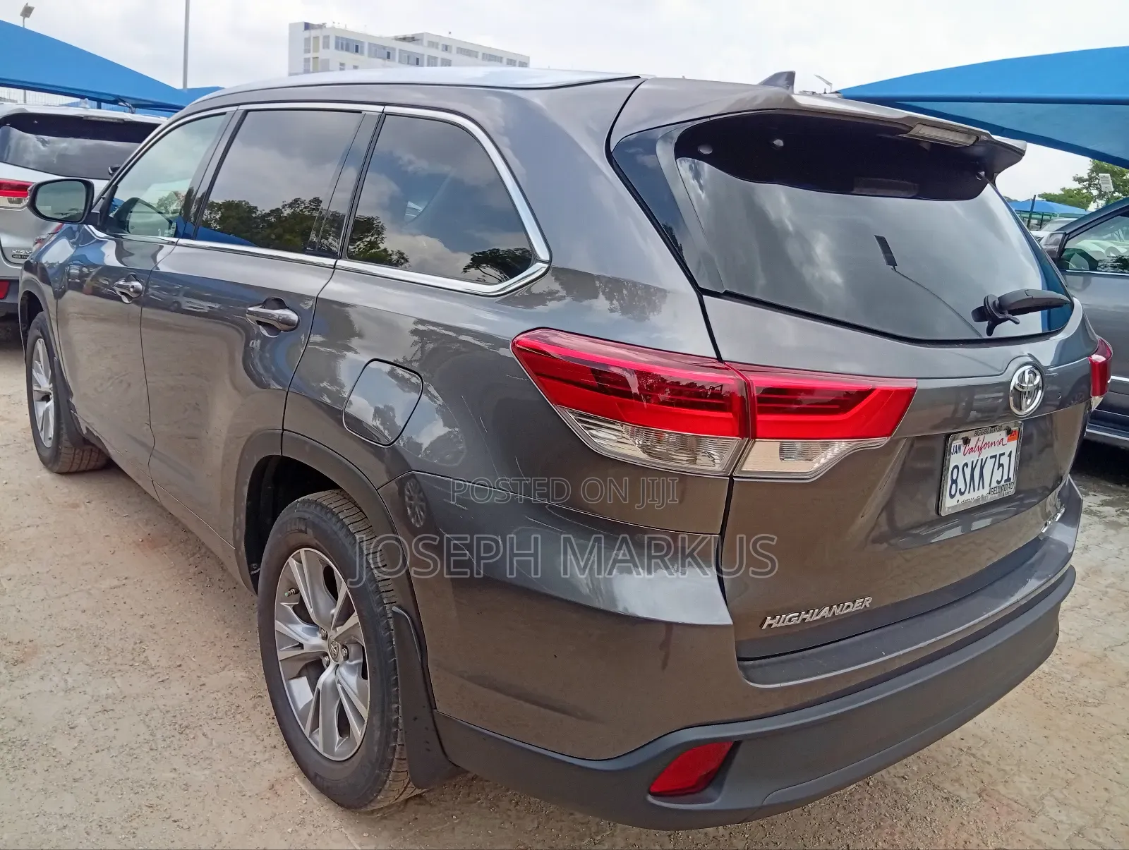 Toyota Highlander XLE 4x4 V6 (3.5L 6cyl 8A) 2018 Green
