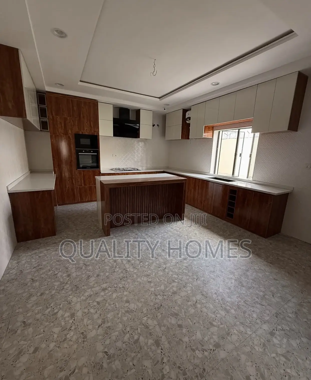 Furnished 8bdrm Duplex in Asokoro for sale