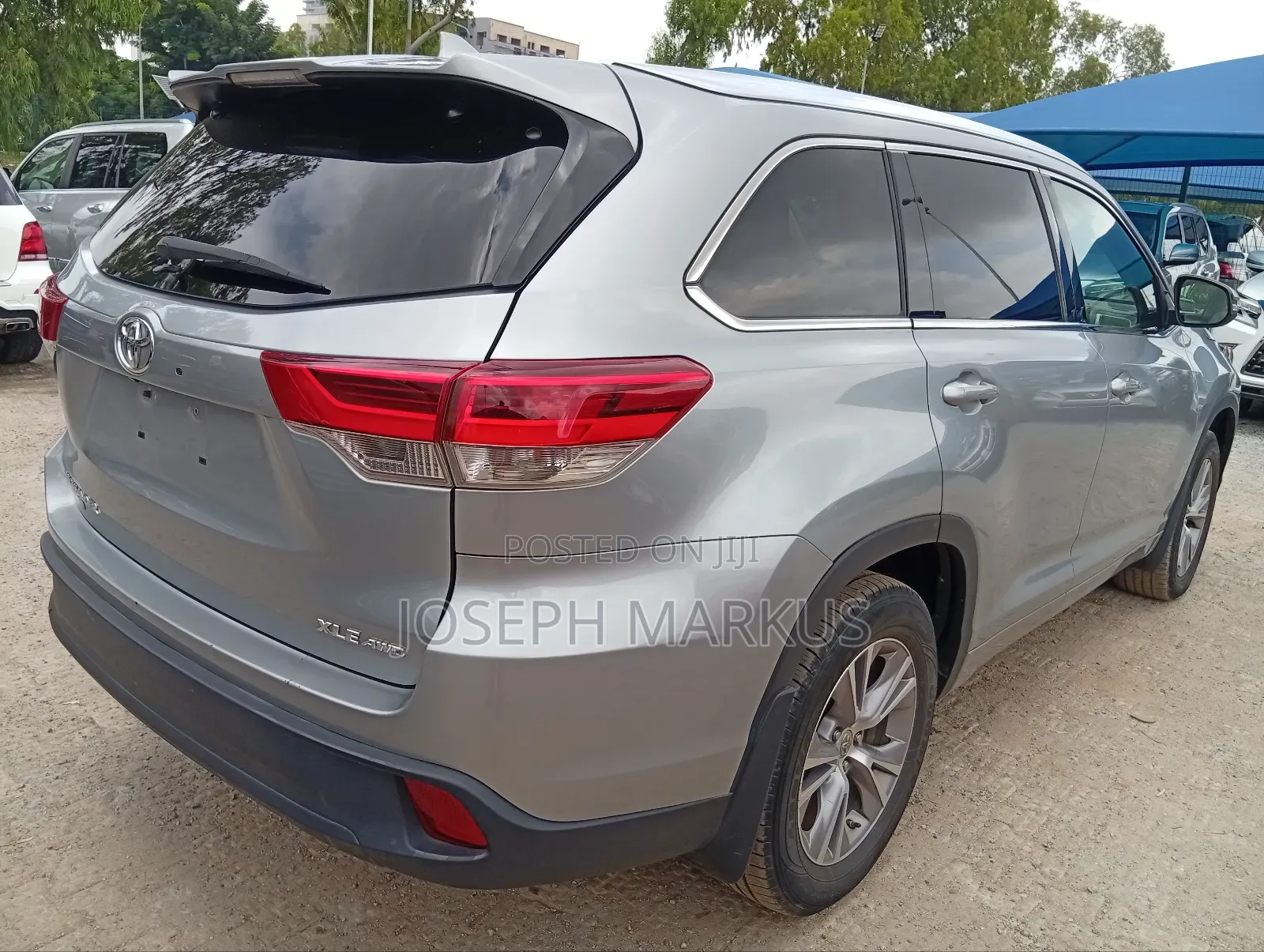 Toyota Highlander XLE 4x4 V6 (3.5L 6cyl 8A) 2018 Silver