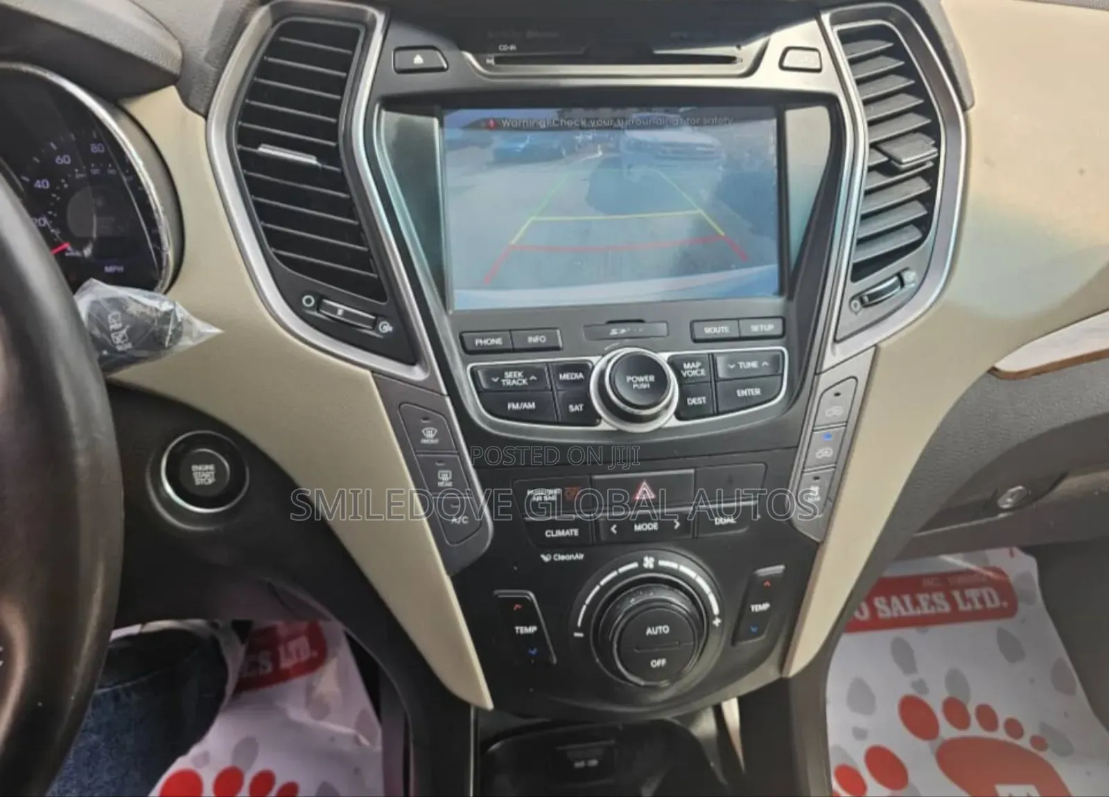 Hyundai Santa Fe 2013 White