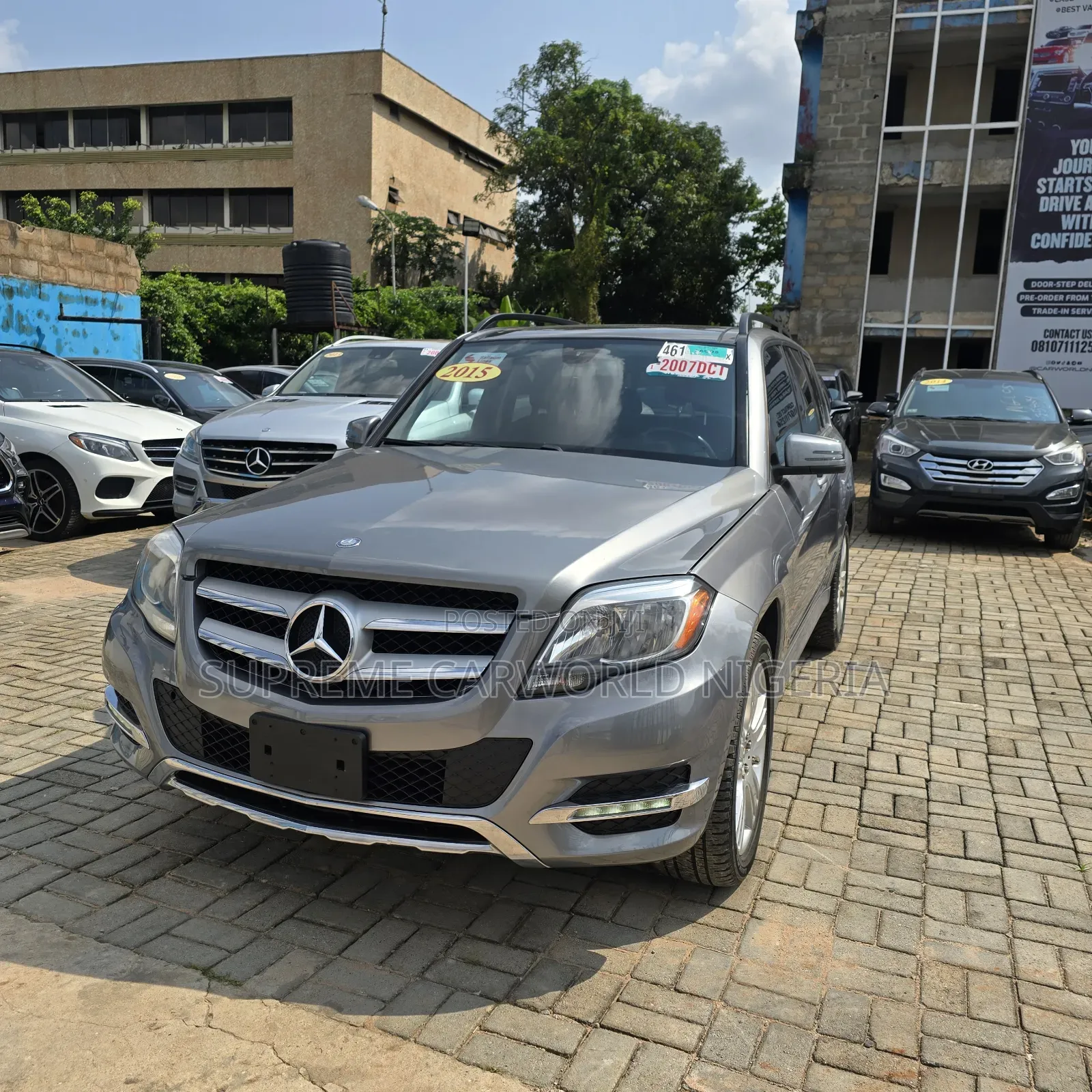 Mercedes-Benz GLK-Class Base GLK 350 4dr AWD 4MATIC (3.5L 6cyl 7A) 2015