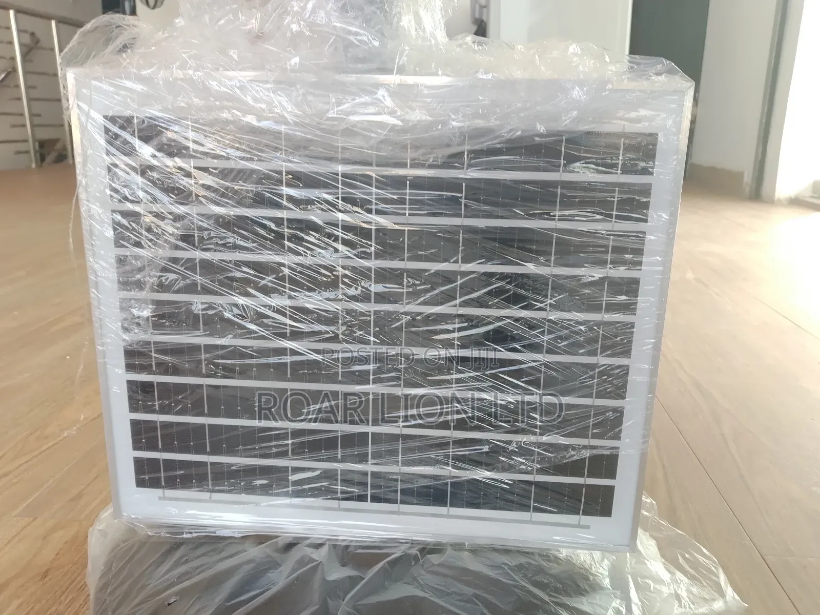 16inch Solar Rechargeable Fan With Panel