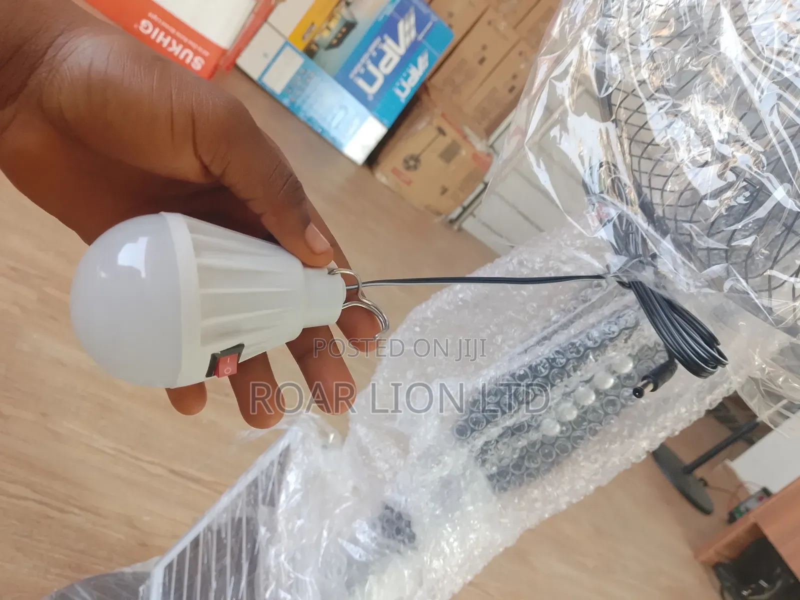 16inch Solar Rechargeable Fan With Panel