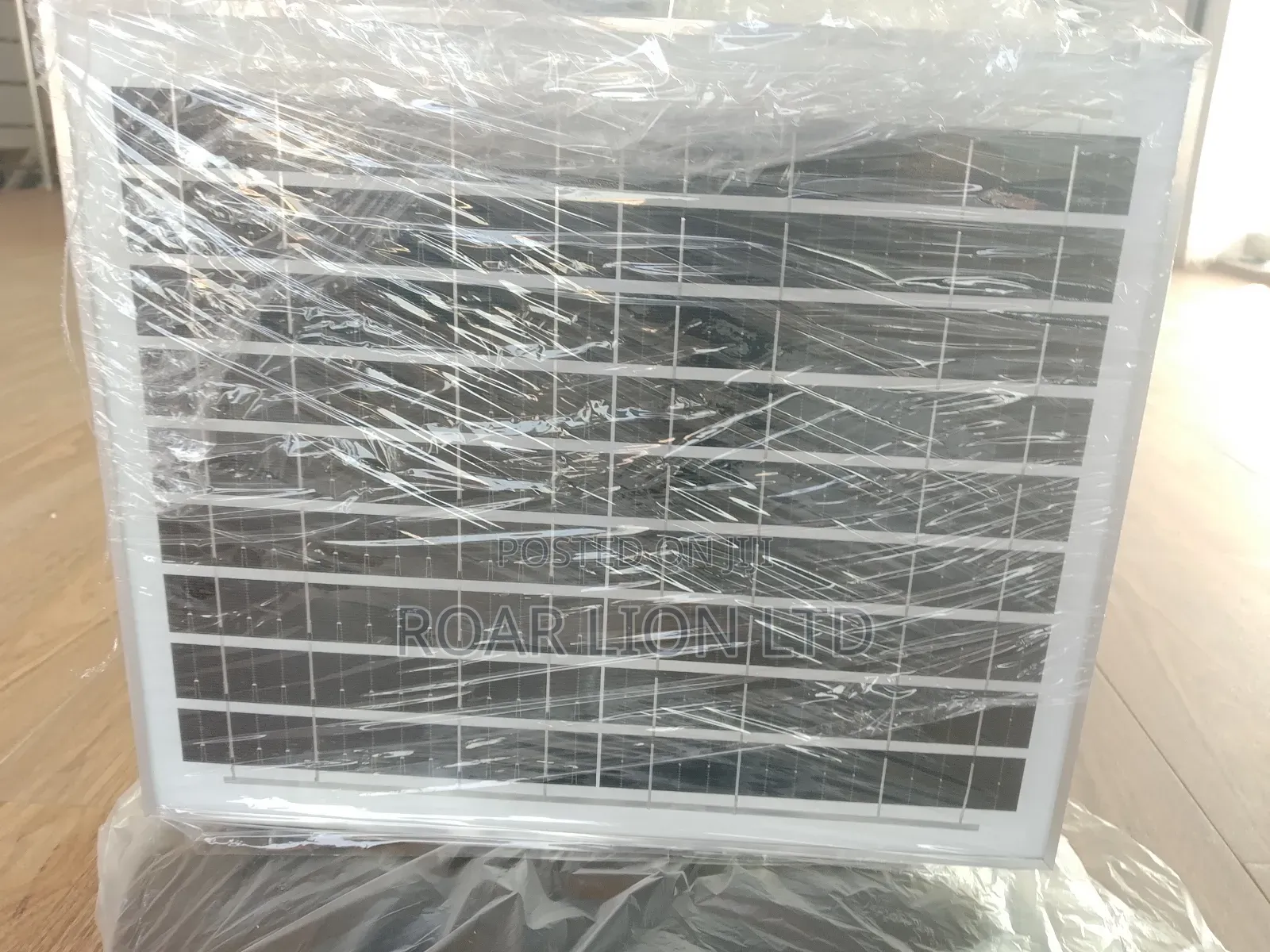 16inch Solar Rechargeable Fan With Panel
