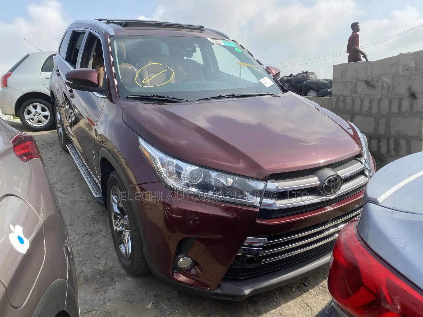Toyota Highlander Limited Platinum 4x4 V6 (3.5L 6cyl 8A) 2018 Red