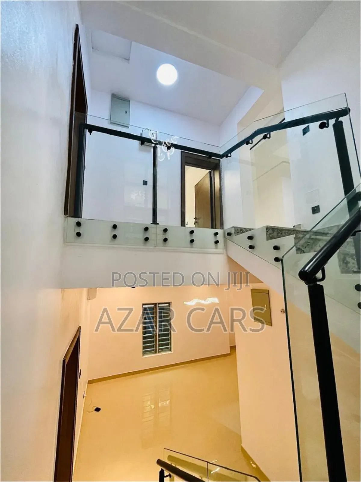 5bdrm Apartment in Omole Phase1, Ikeja for sale
