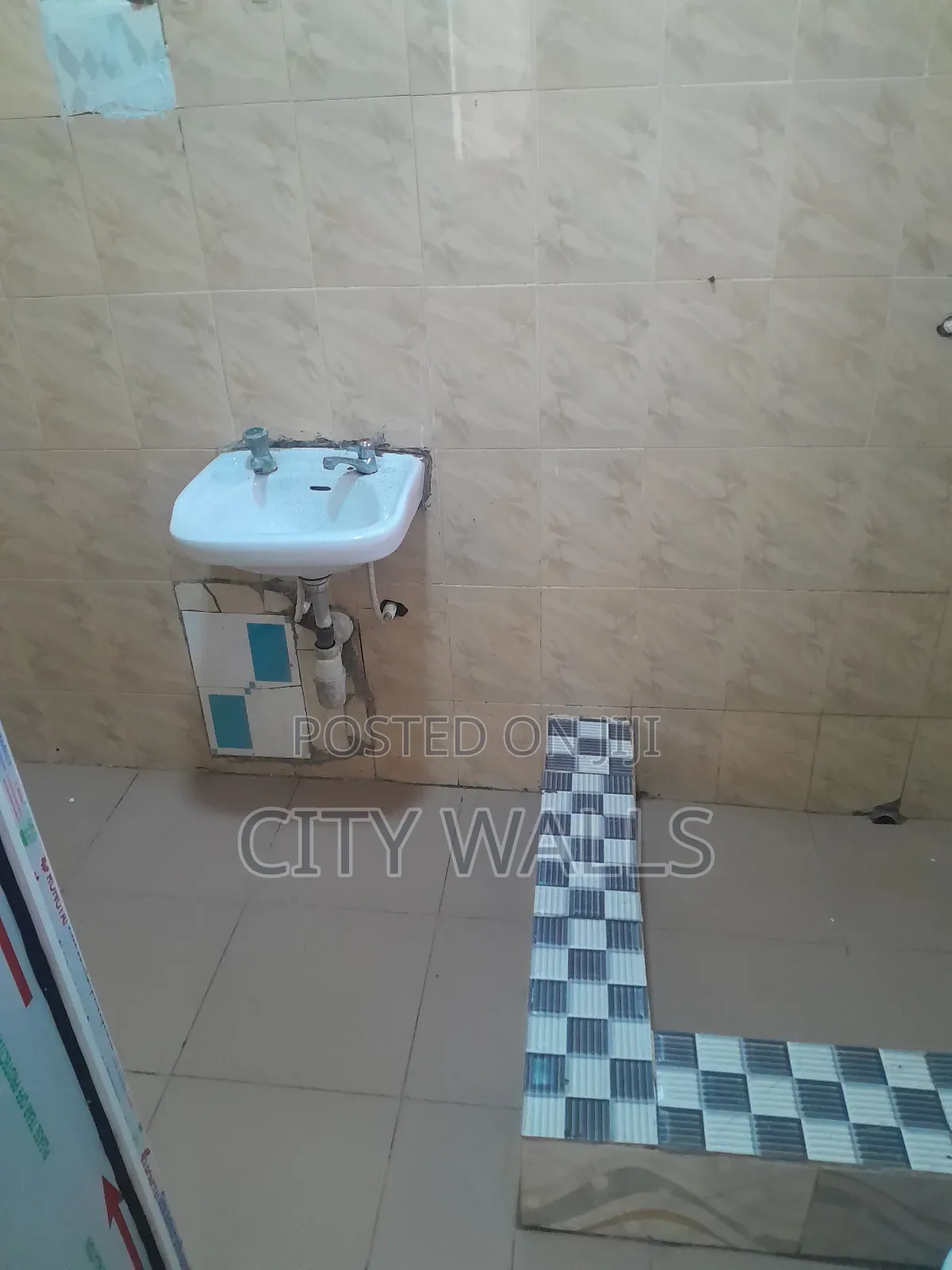 Studio Apartment in Ado for rent