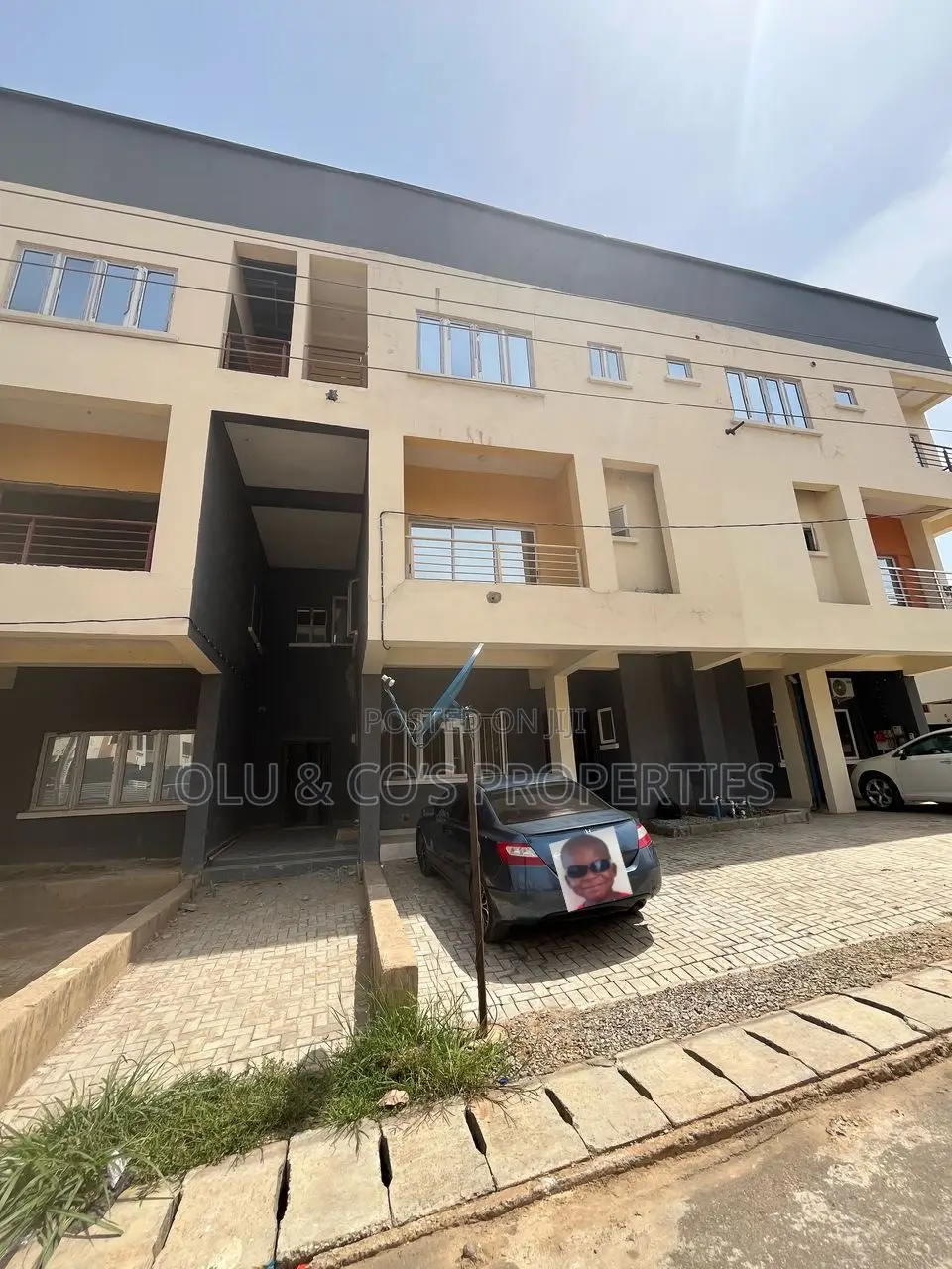 2bdrm Block of Flats in Paradise 2 Estate, Life Camp for sale