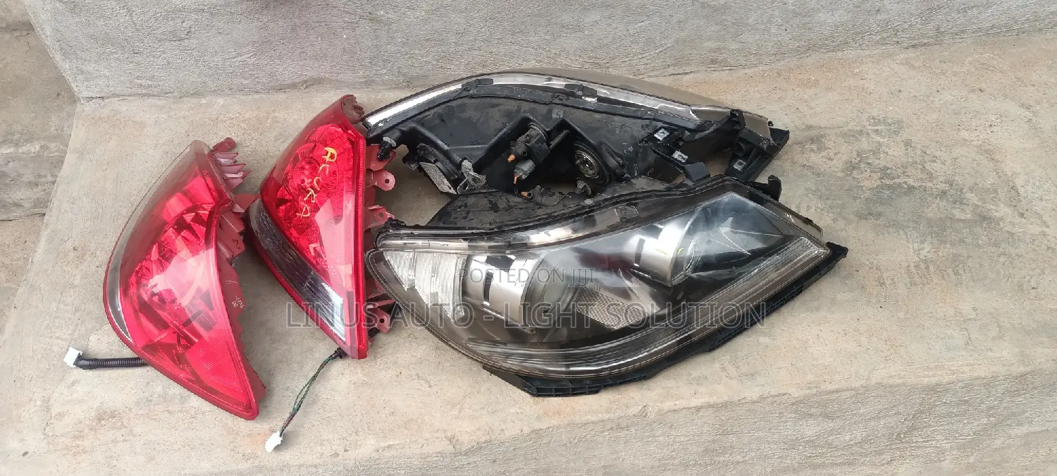 Front and Back Light 2008 Acura Rl