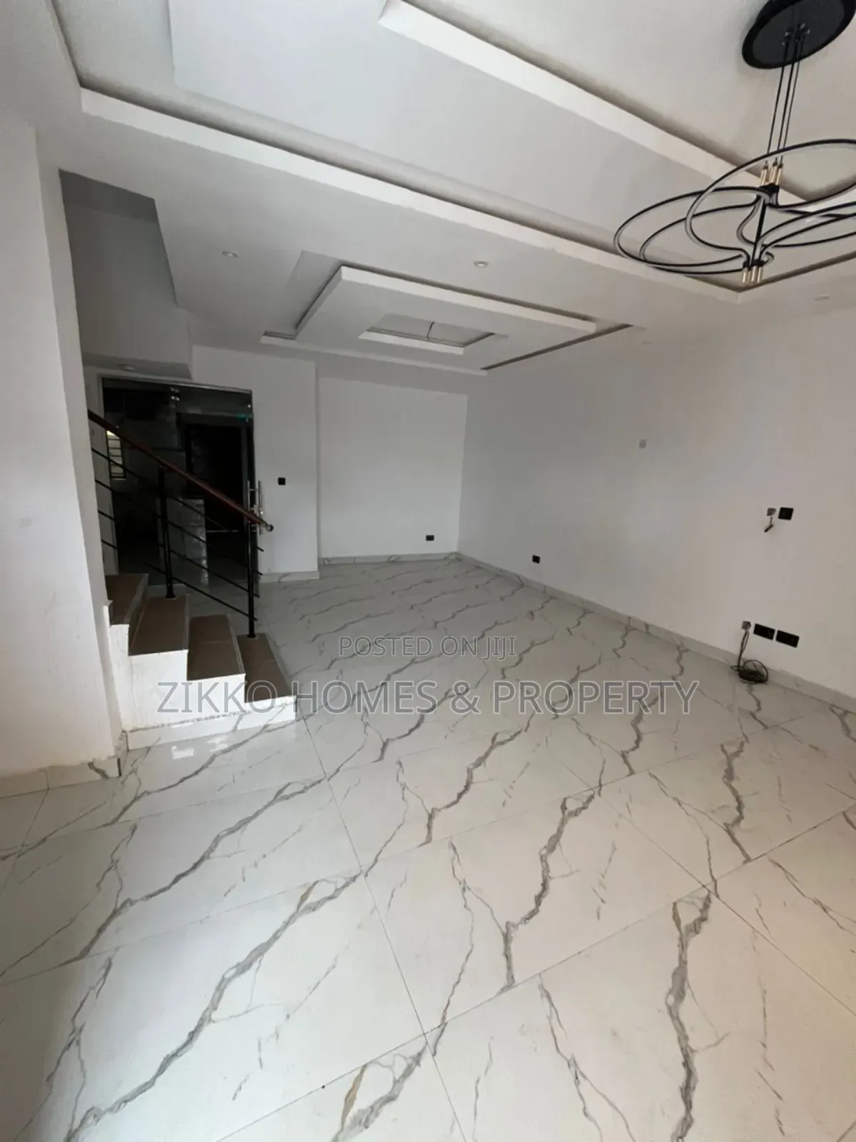 3bdrm Townhouse/Terrace in Ikota, Lekki for sale