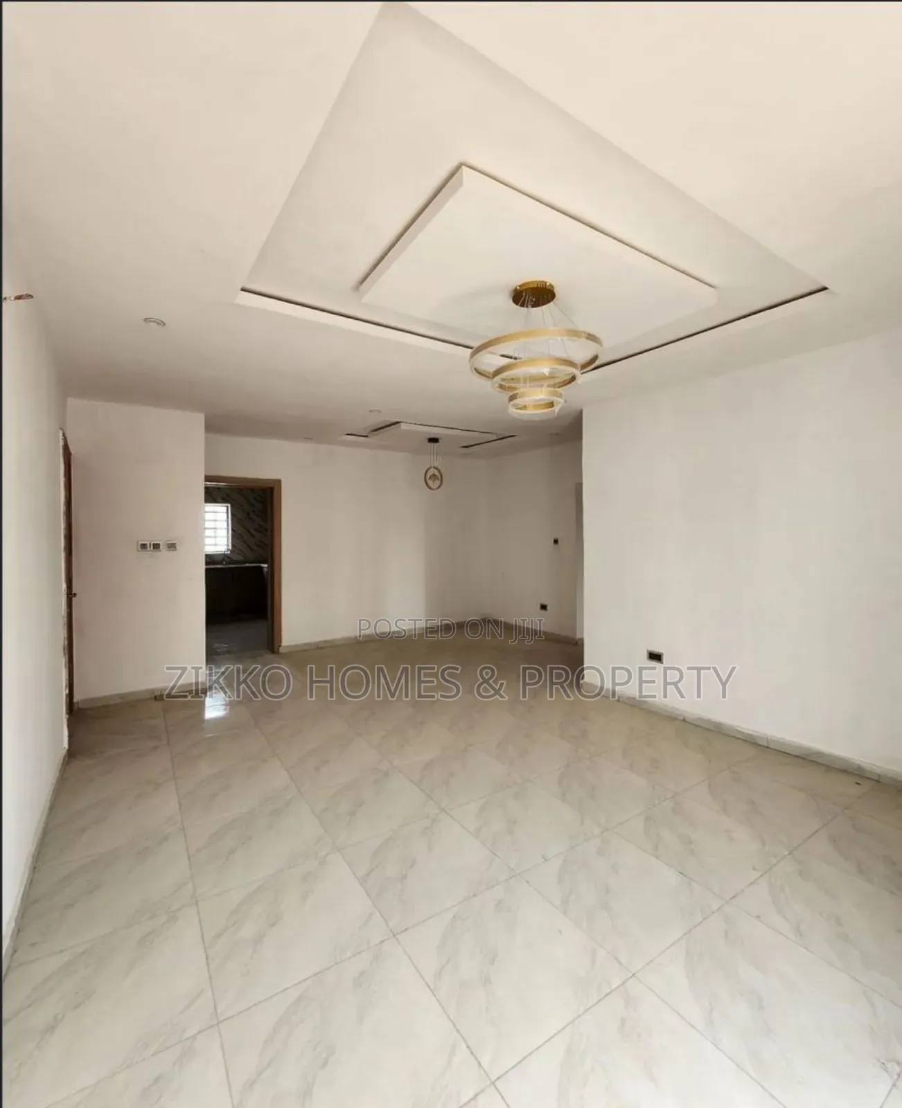 3bdrm Apartment in Ikota Gra, Lekki for sale