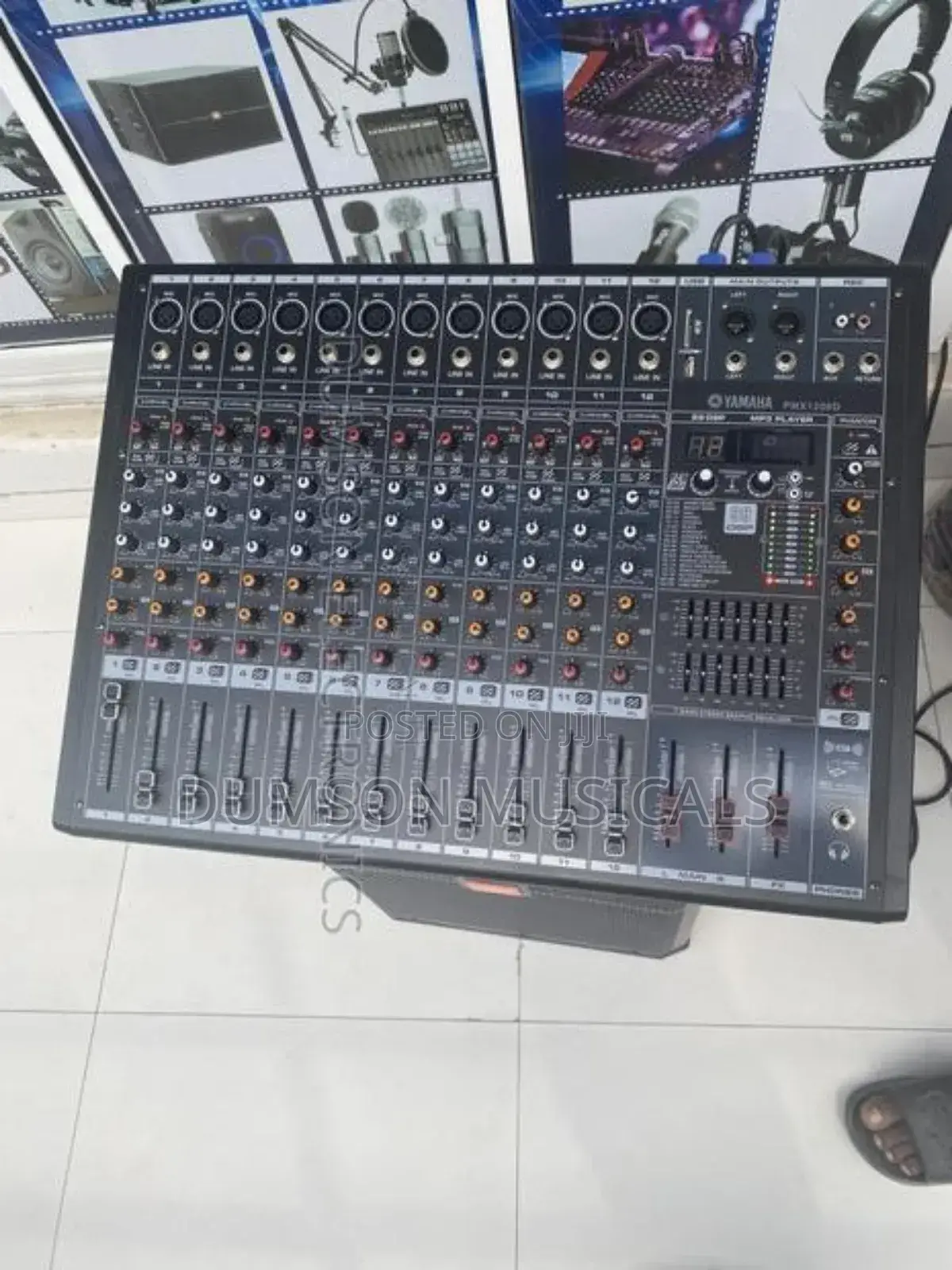 12 Channels Yamaha Powered Mixer With Bluetooth and Usa