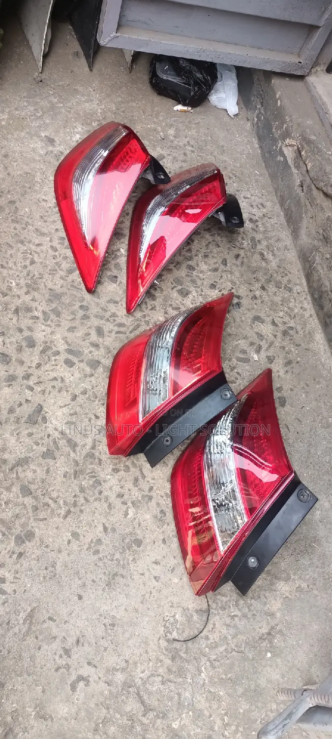 Back Light Honda Crosture