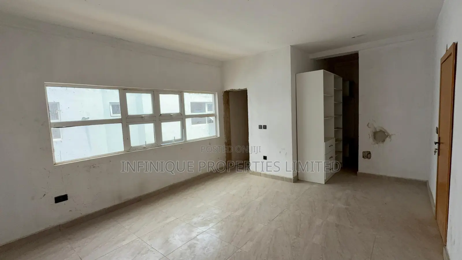 4bdrm Townhouse/Terrace in Awolowo Road for Sale