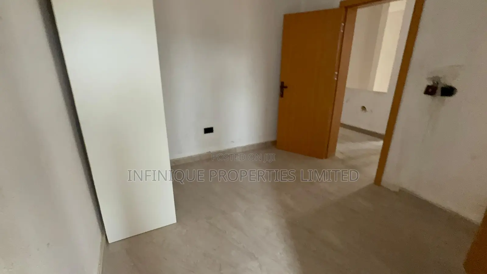 4bdrm Townhouse/Terrace in Awolowo Road for Sale