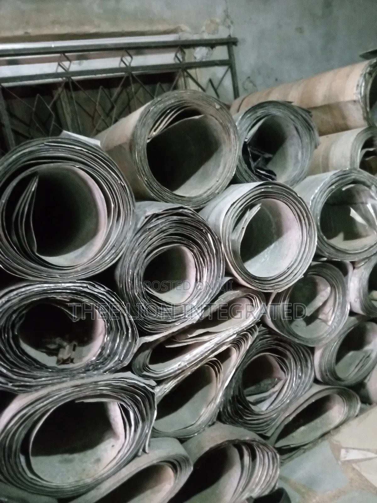 Large Rolls of Pressed Metal Zinc Sheets