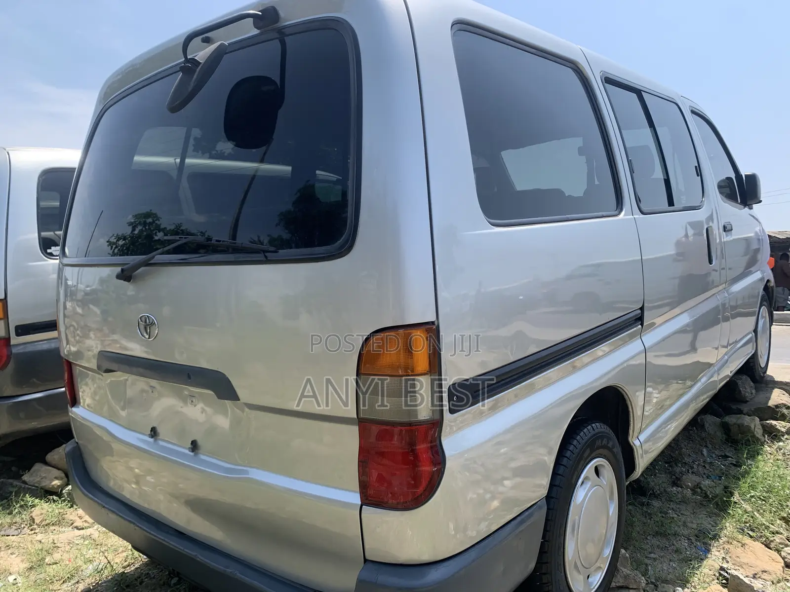 Toyota Grand HiAce 2005 Grey