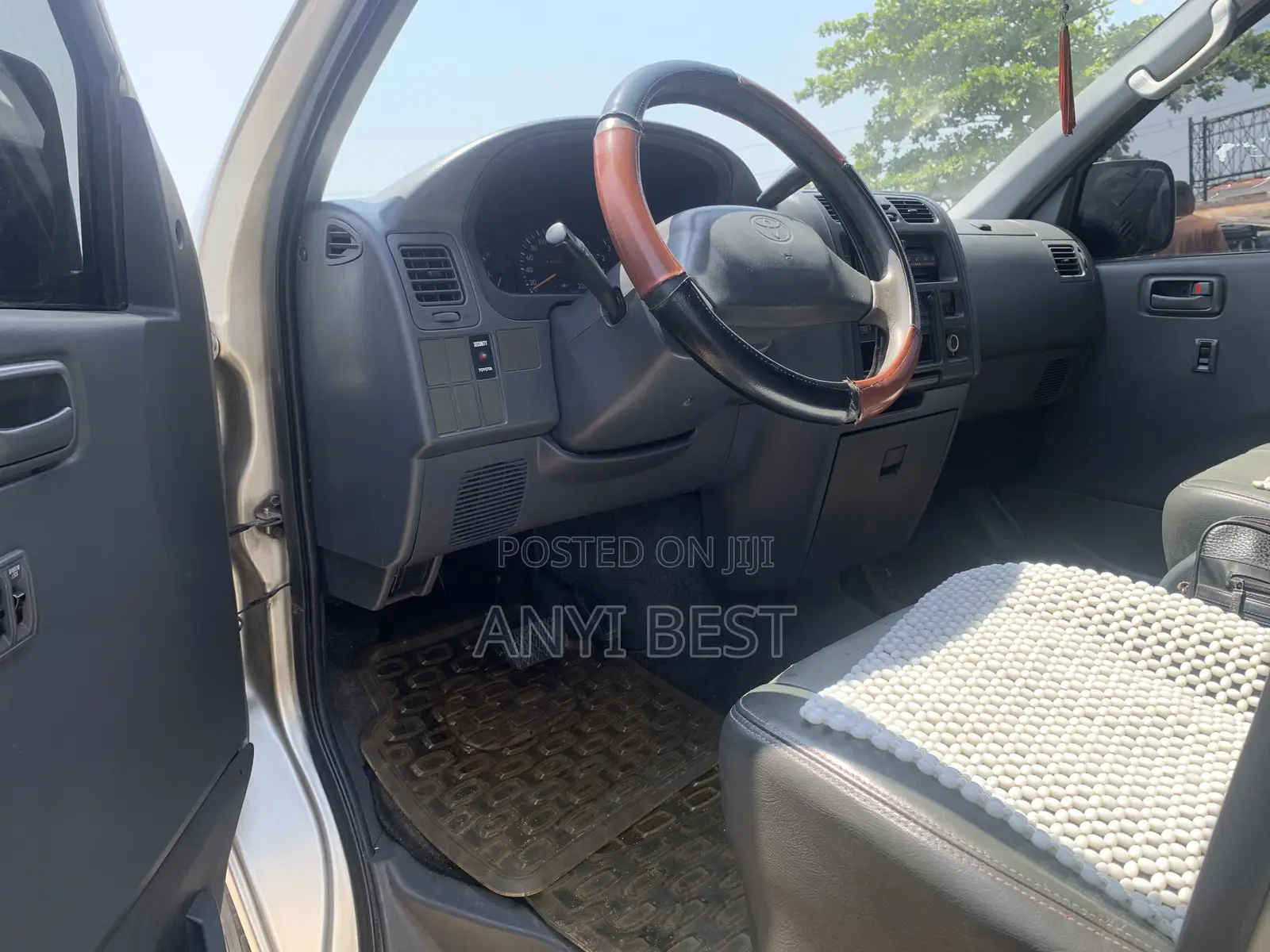 Toyota Grand HiAce 2005 Grey