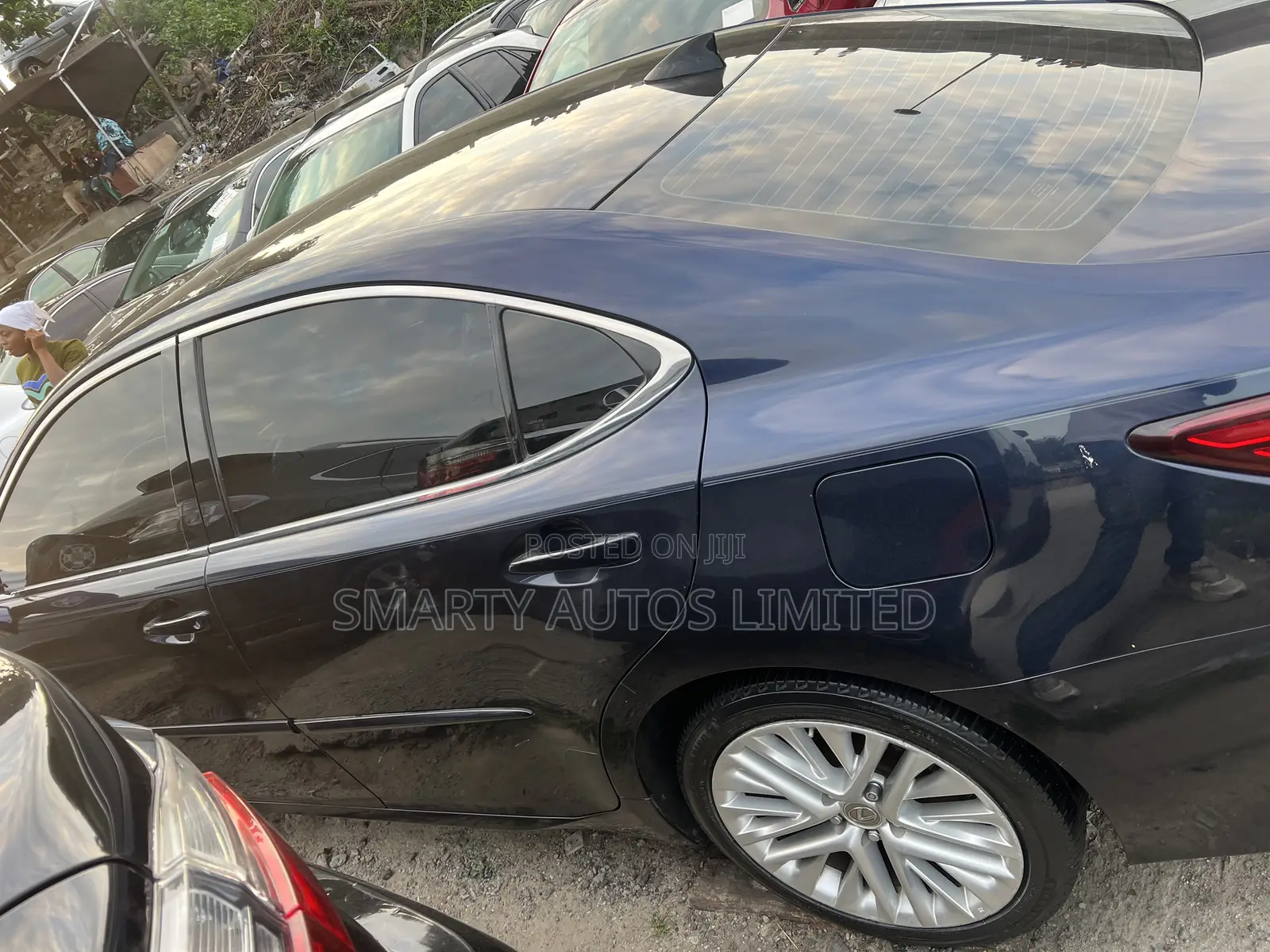 Lexus ES 2016 Blue