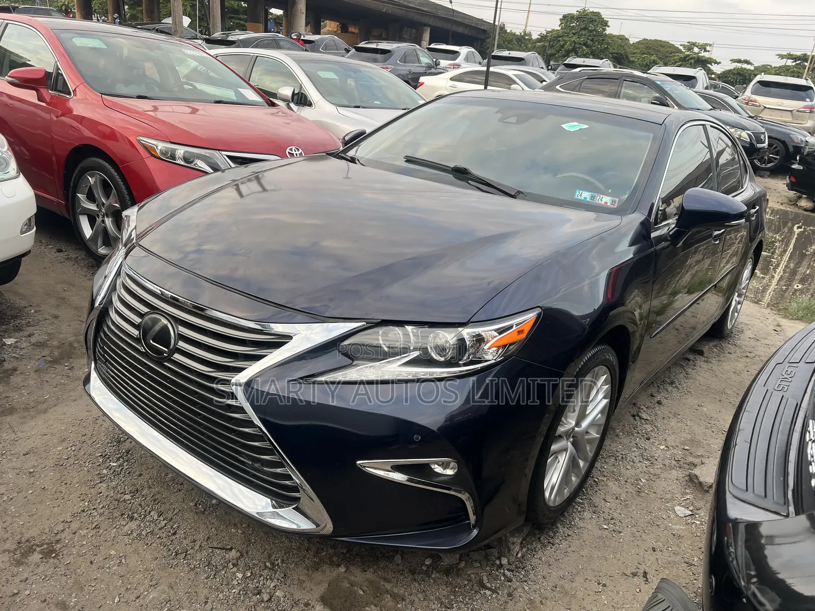Lexus ES 2016 Blue