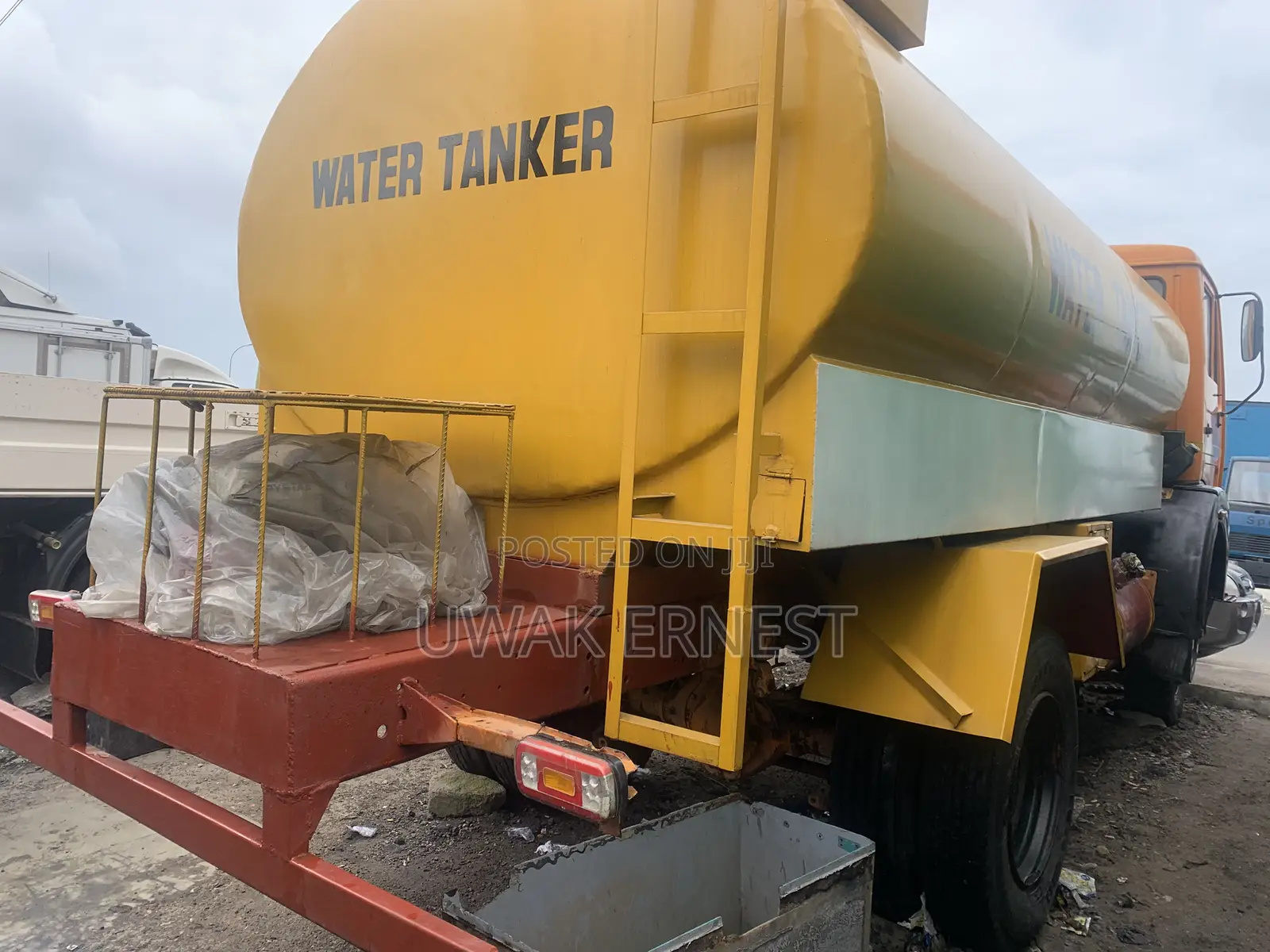 Very Clean Mercedes 1726 Water Tanker Truck