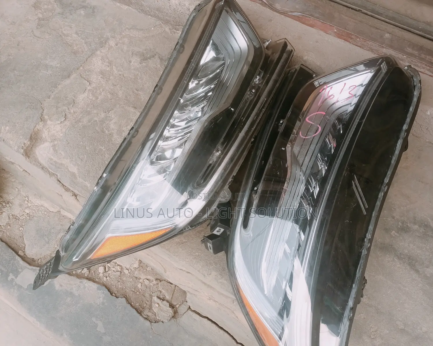 Front Light 2018 Honda Cr-v Touring.