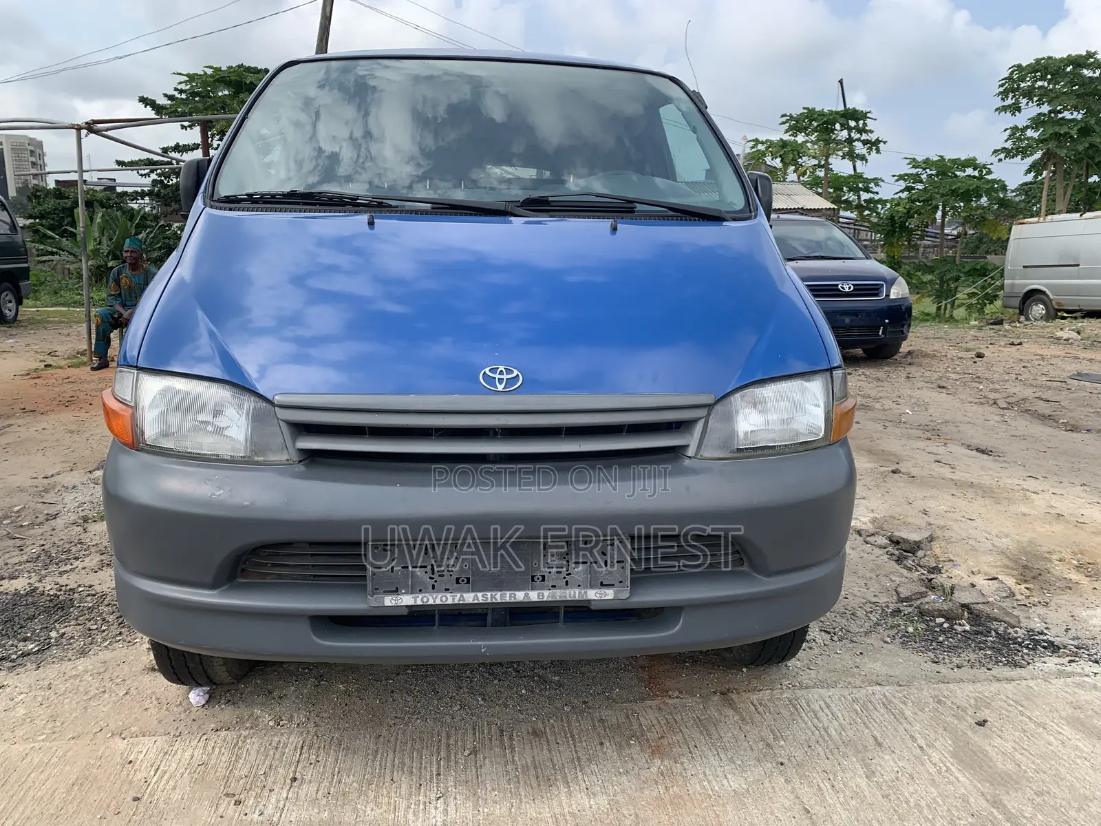 Toyota HiAce 2004 Blue