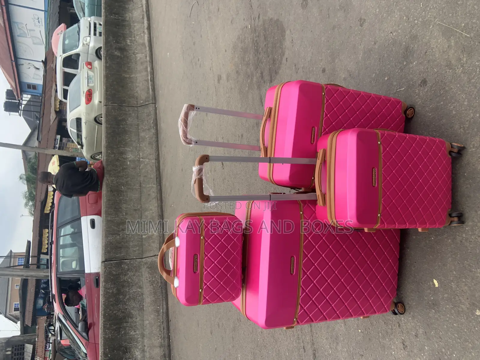 Complete Set of Luggage 100,000
