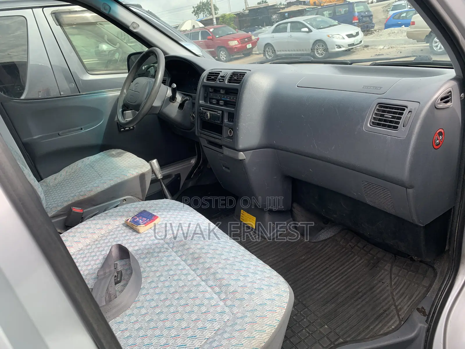 Toyota HiAce 2005 Silver