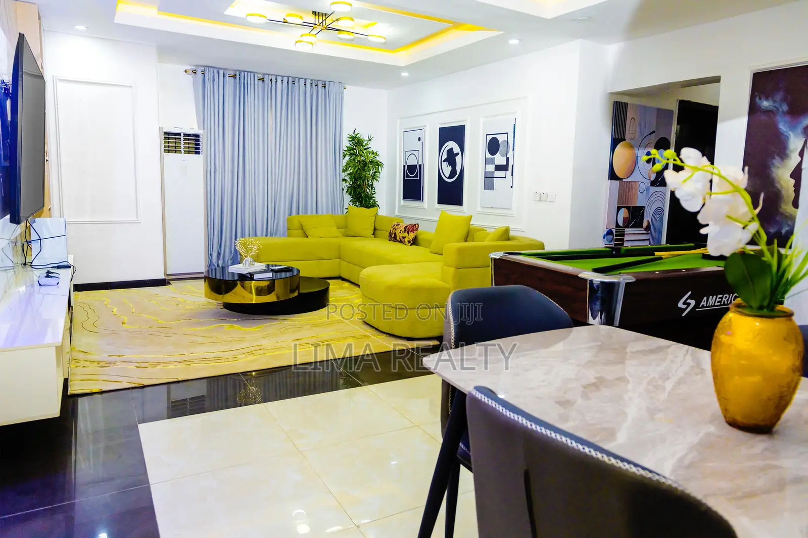 Luxury 4 Bedroom Apartment