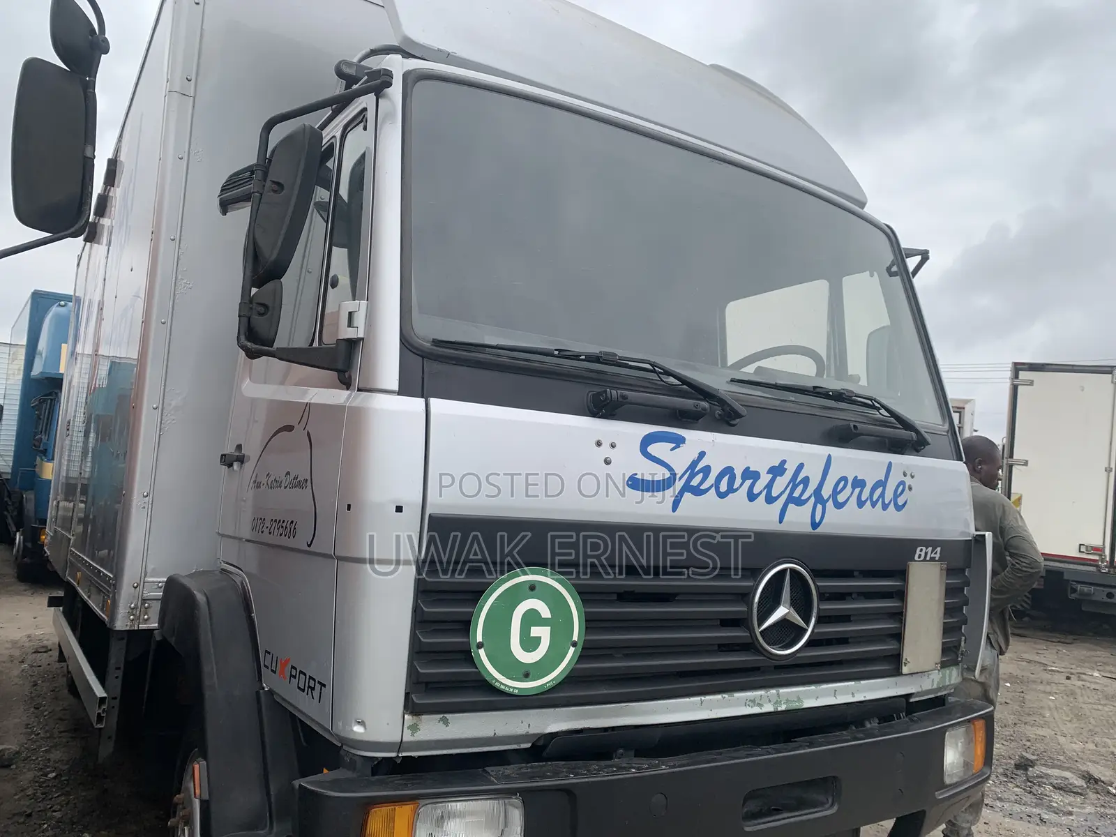 Super Sharp M/Benz 814 Container Body Truck
