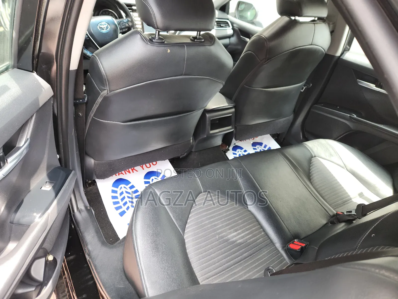 Toyota Camry SE FWD (2.5L 4cyl 8AM) 2018 Black