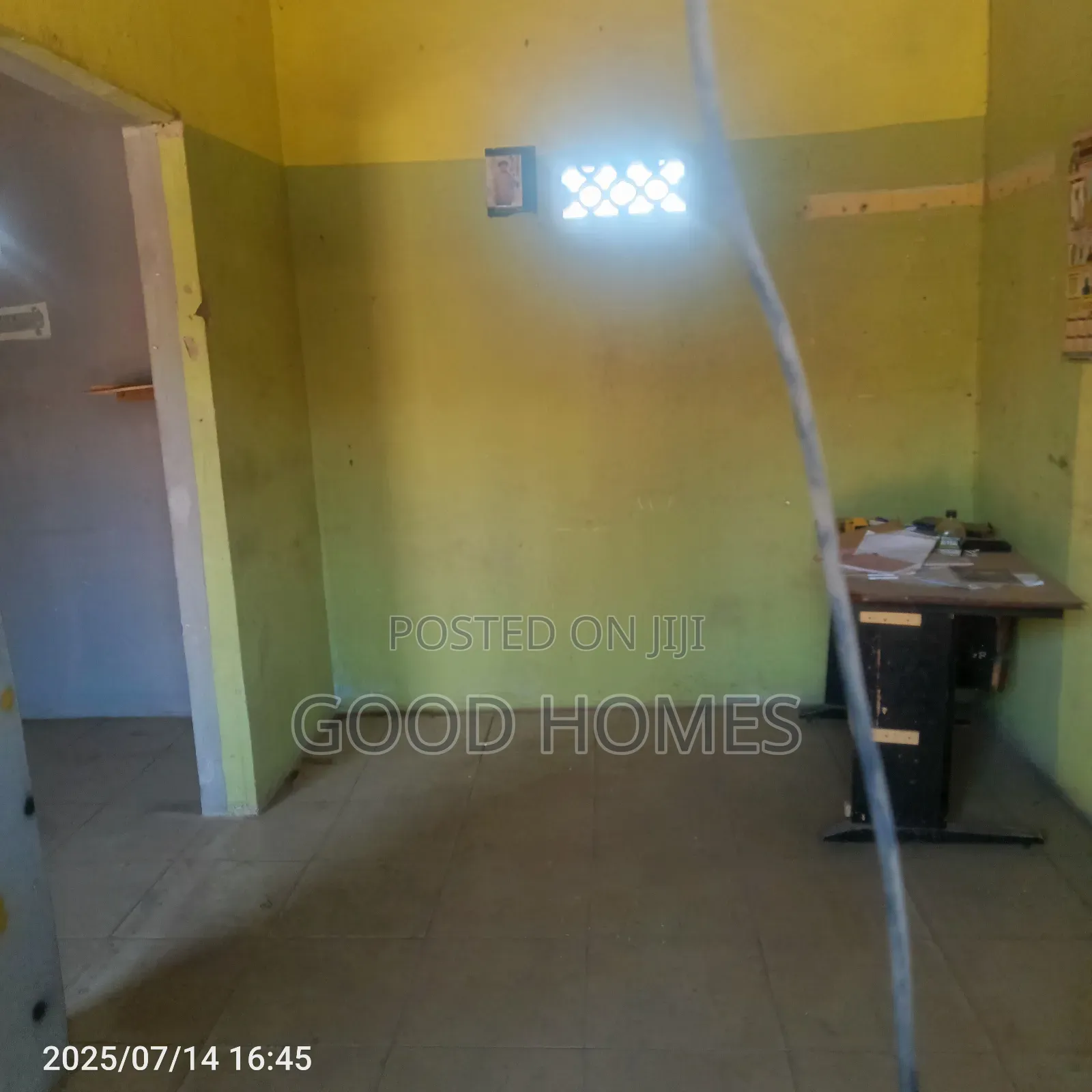 Shop Facing the Major Road Available for Rent