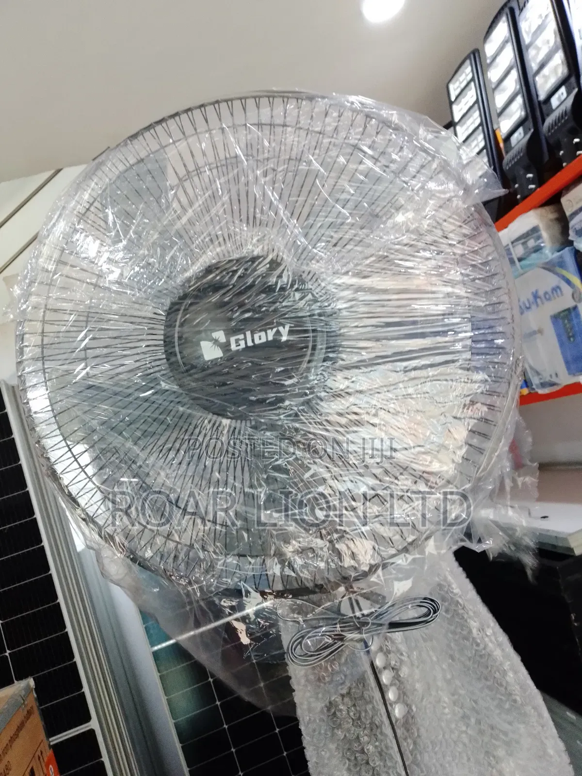 16inch Solar Rechargeable Fan With Panel