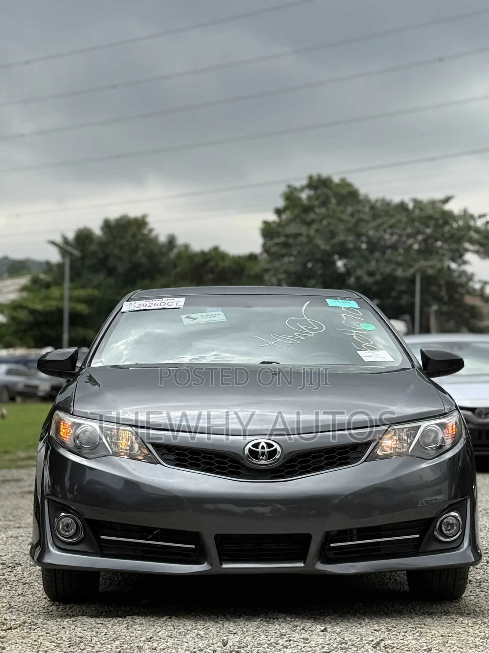Toyota Camry SE 4dr Sedan (2.5L 4cyl 6A) 2012 Gray