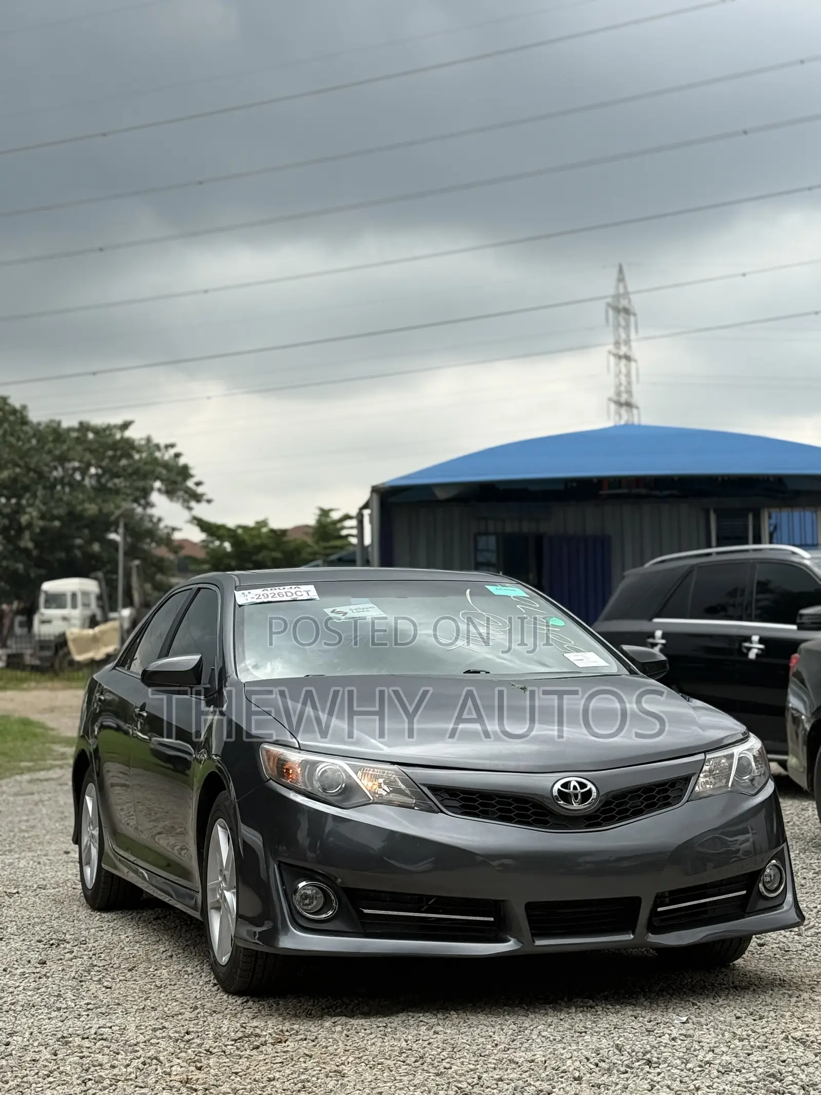 Toyota Camry SE 4dr Sedan (2.5L 4cyl 6A) 2012 Gray