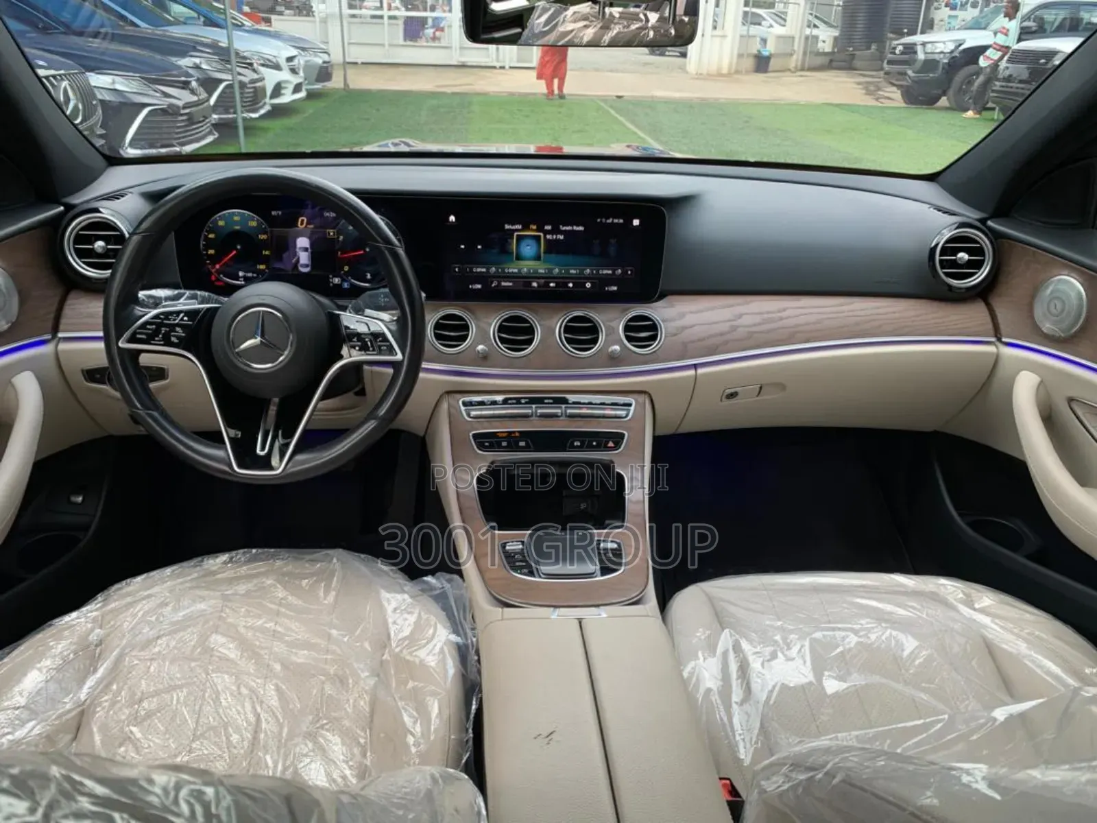Mercedes-Benz E350 2021 Blue