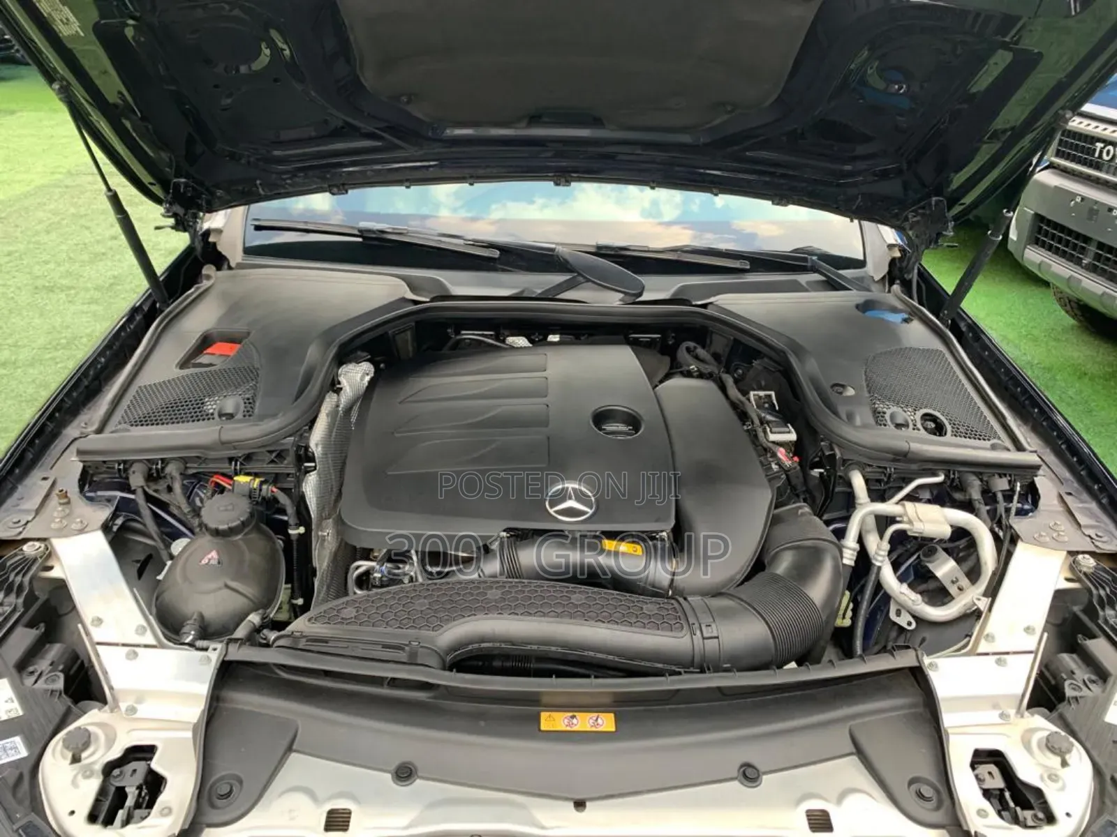 Mercedes-Benz E350 2021 Blue