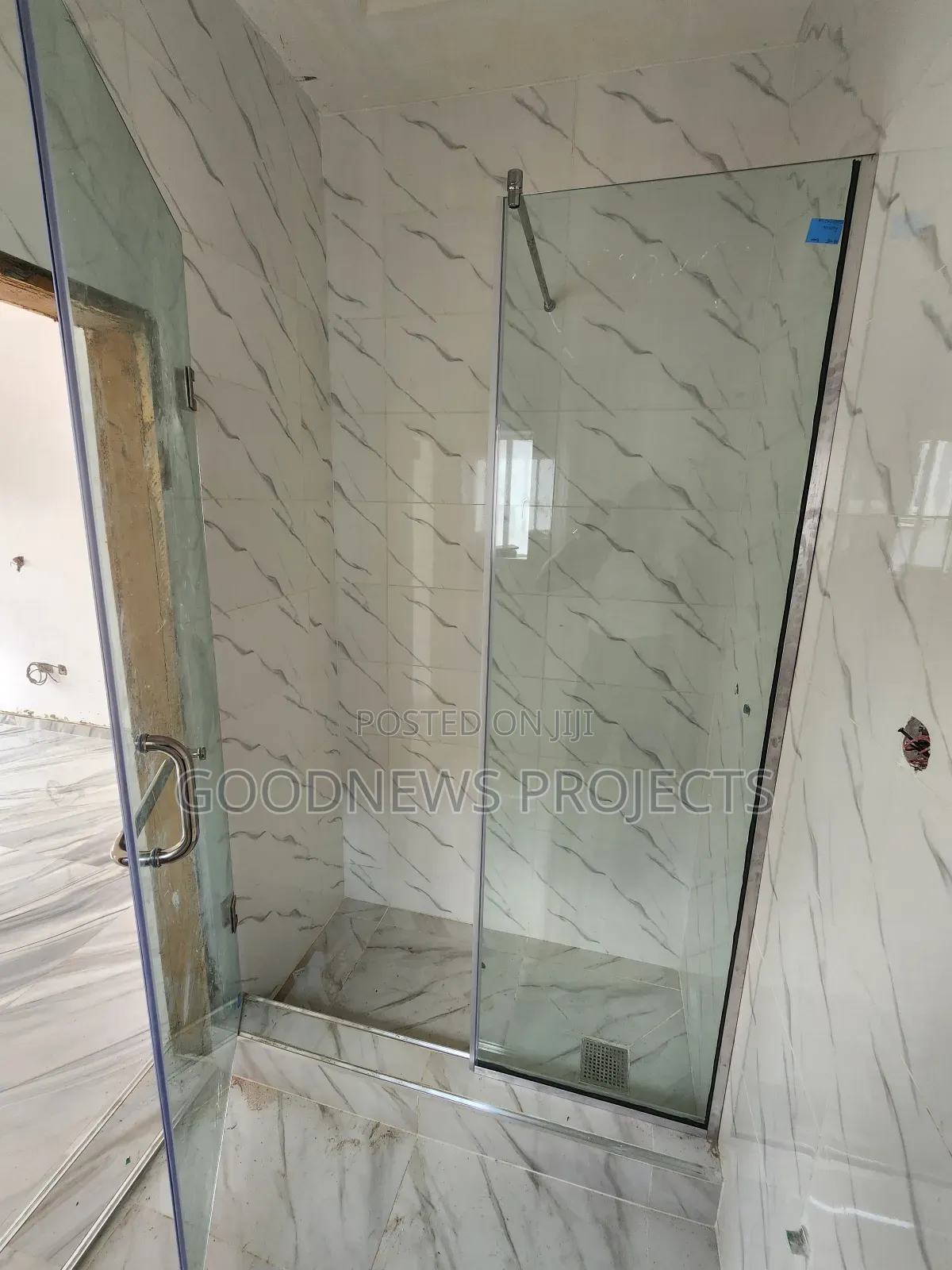 Hinges Shower Glass{ 10mm Tempered