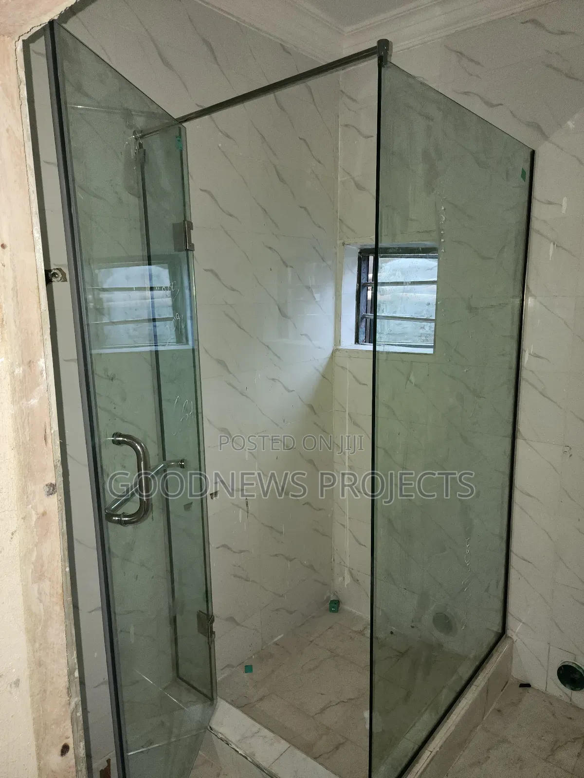 Frameless {Shower Glass Cubicle)