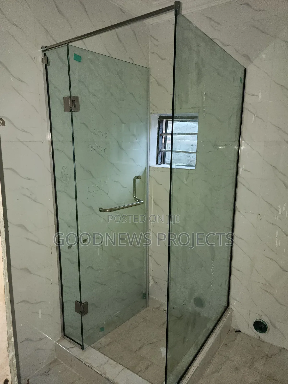 Frameless {Shower Glass Cubicle)
