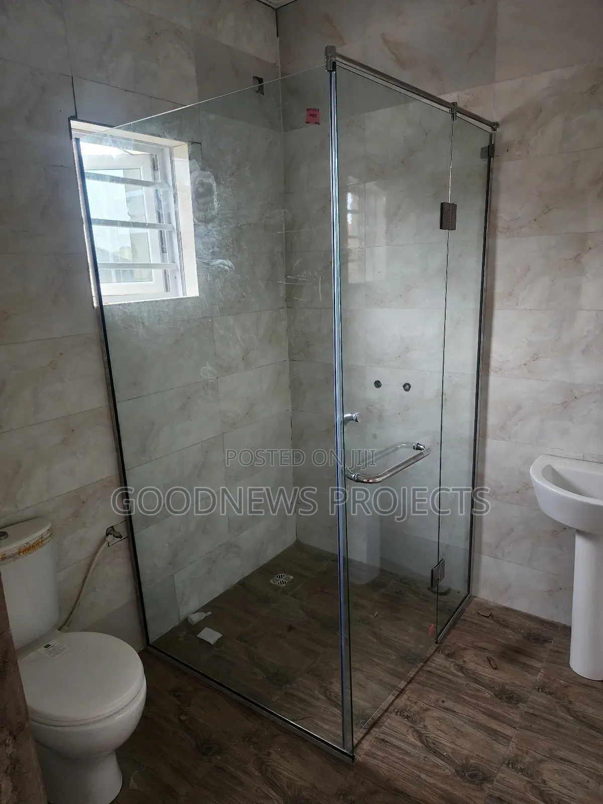 Very Unique Glass Cubicle