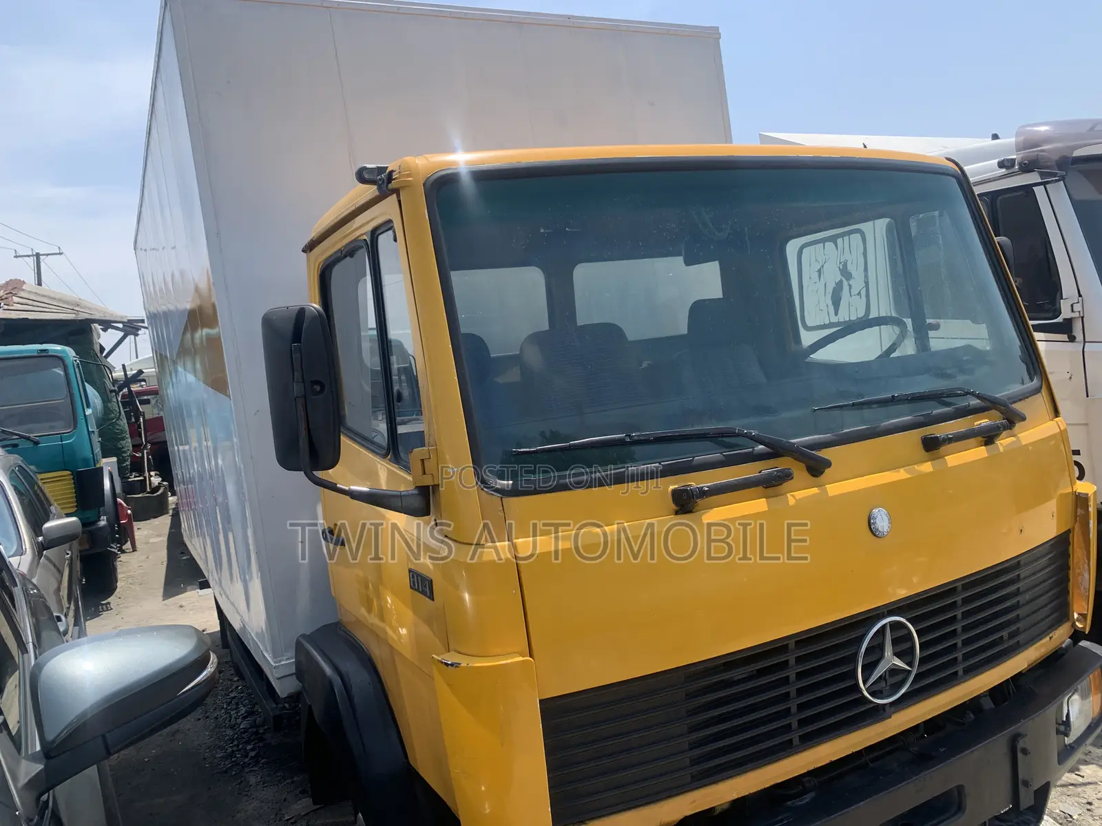 Foreign Used Mercedes 814 Container