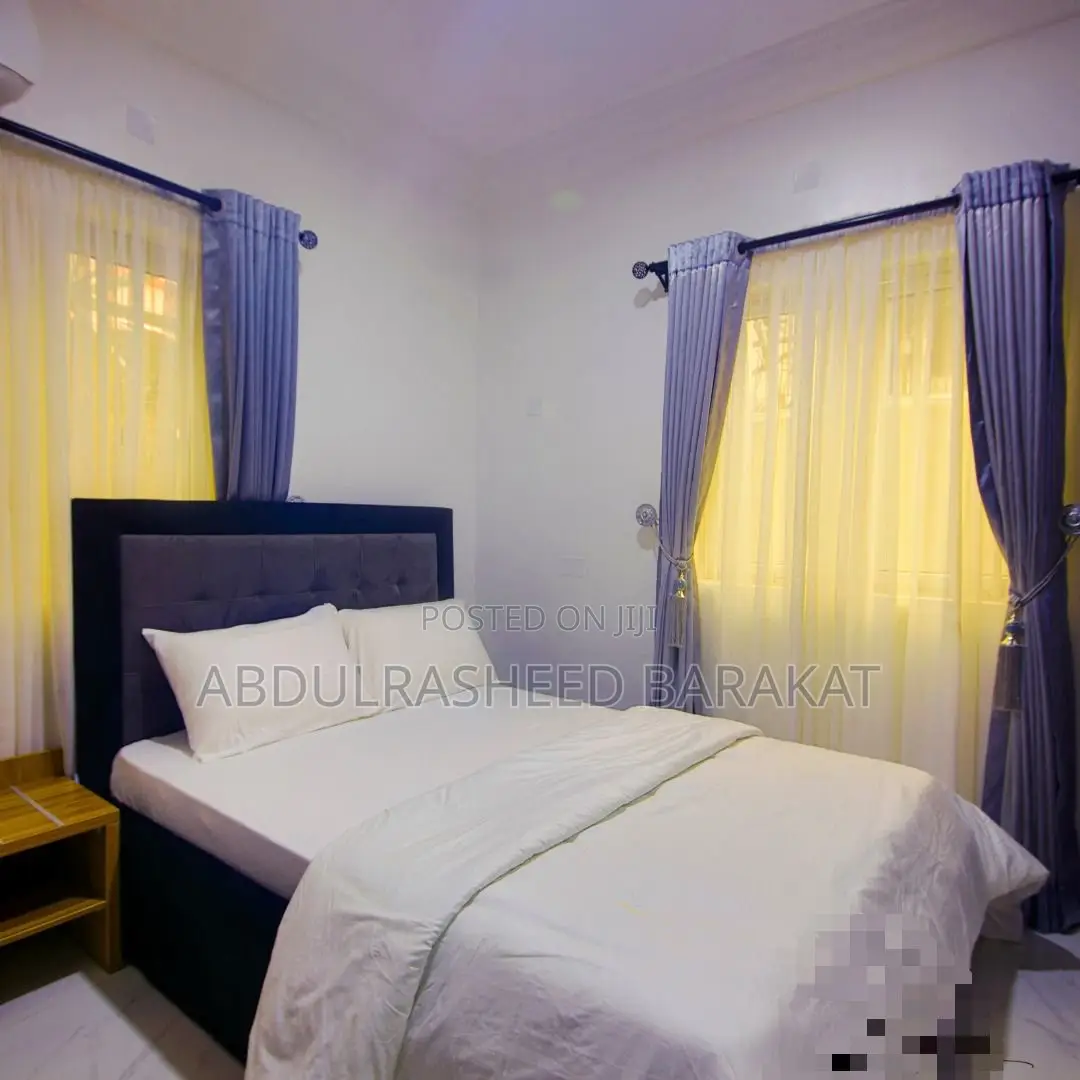 Luxury Two Bedroom Apartment With Pool and Gym