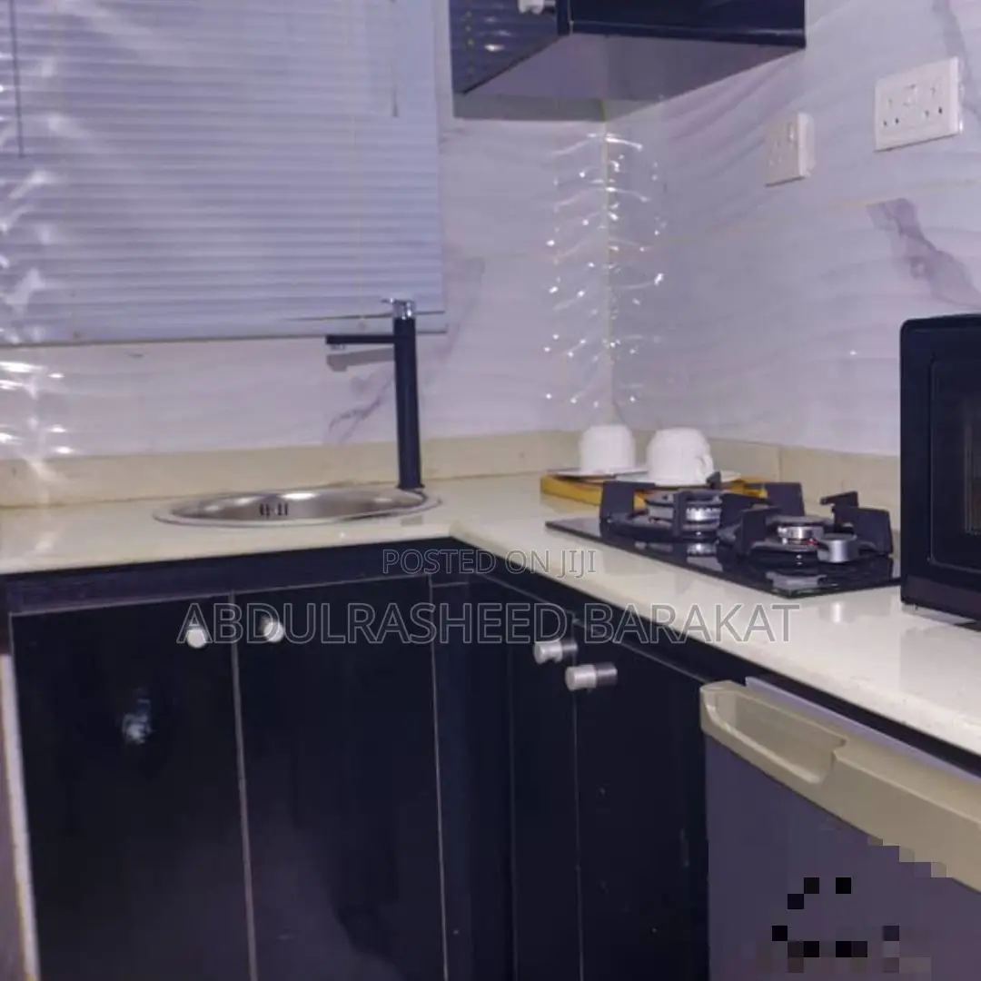 Luxury Two Bedroom Apartment With Pool and Gym