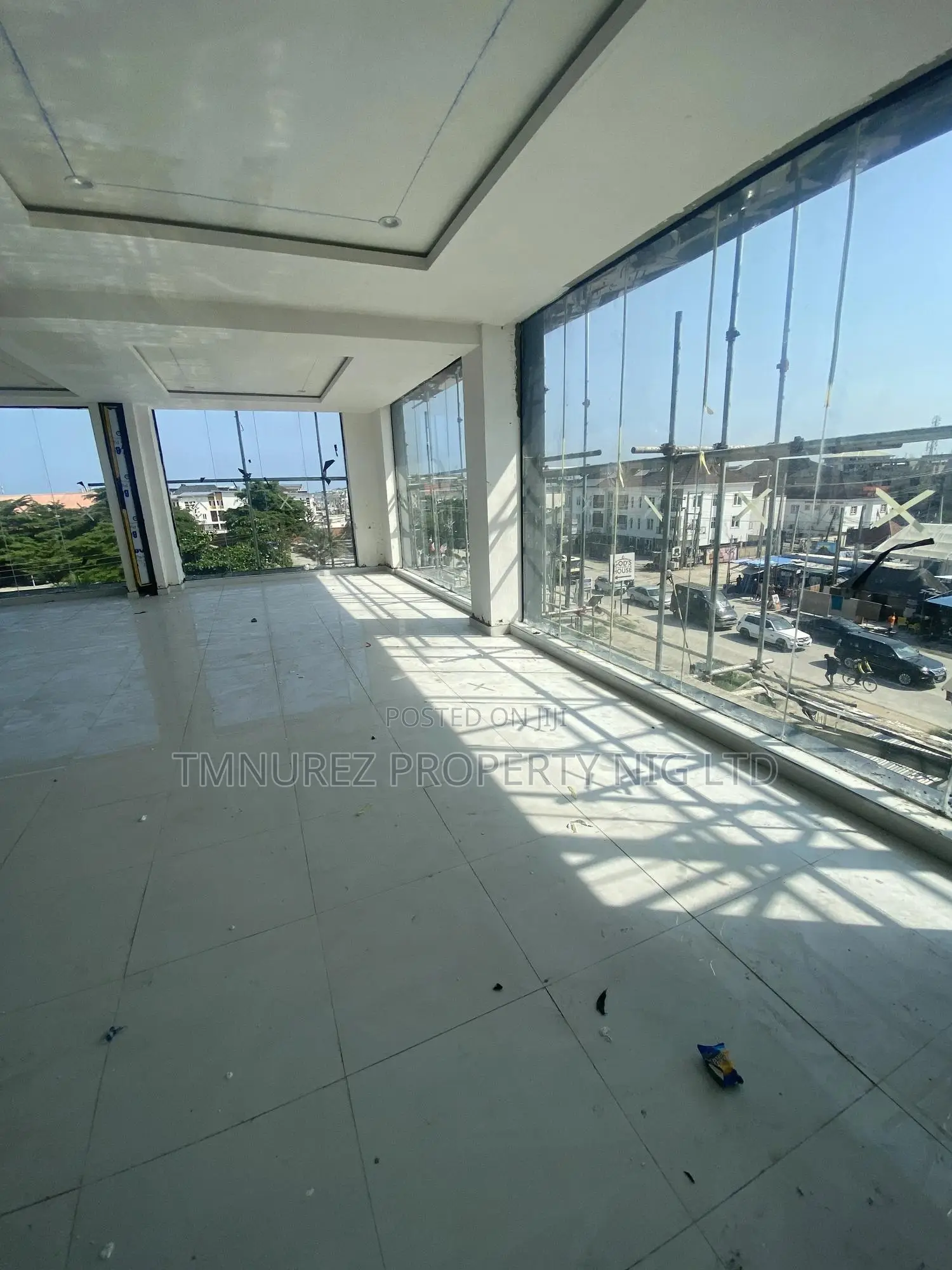 3rd Floor Showroom Space for Sale Over 130sqm