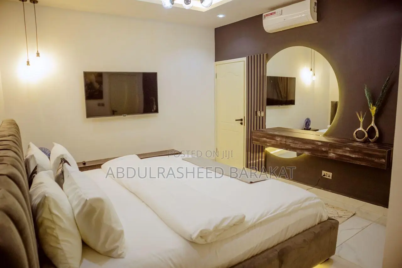 Luxury Three Bedroom With Pool and Gym