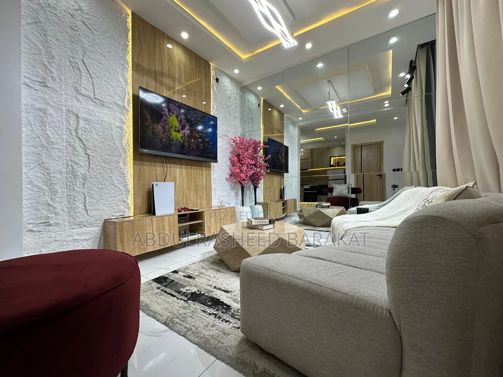 Luxury One Bedroom Apartment With Ps5 Board Games