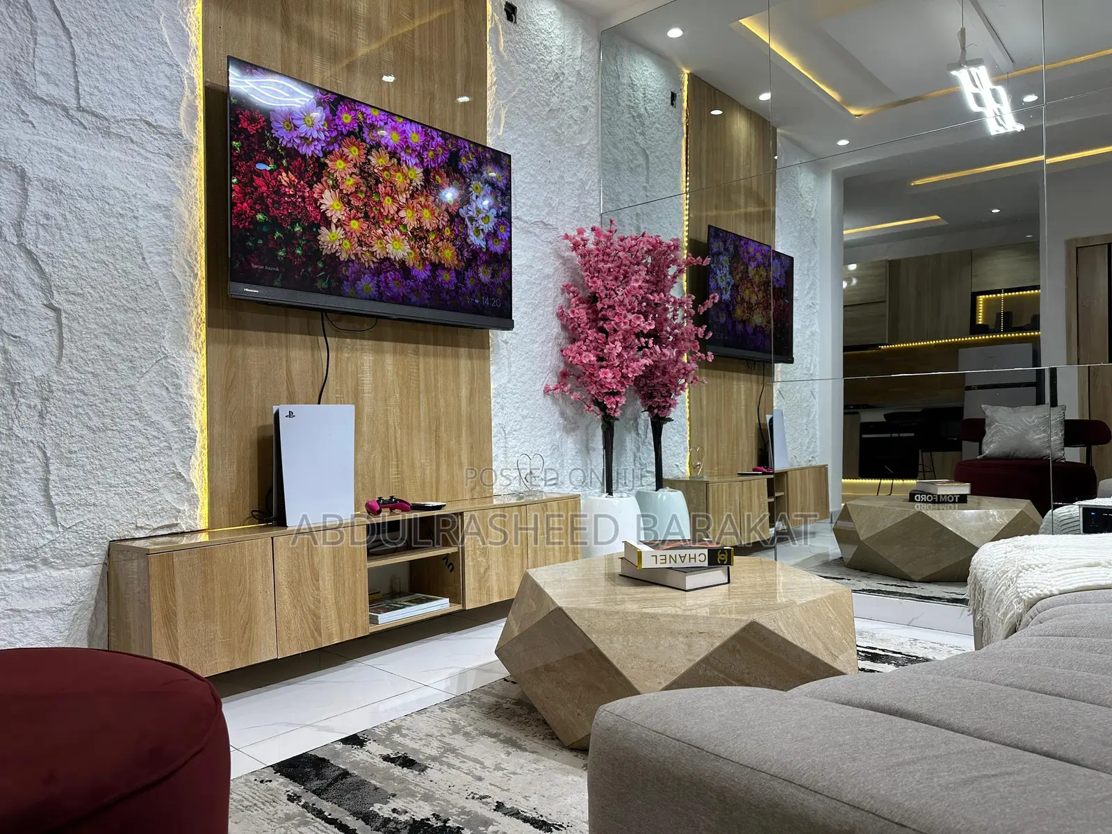 Luxury One Bedroom Apartment With Ps5 Board Games